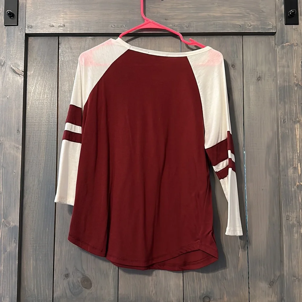Forever 21 Raglan Top - Picture 3 of 3